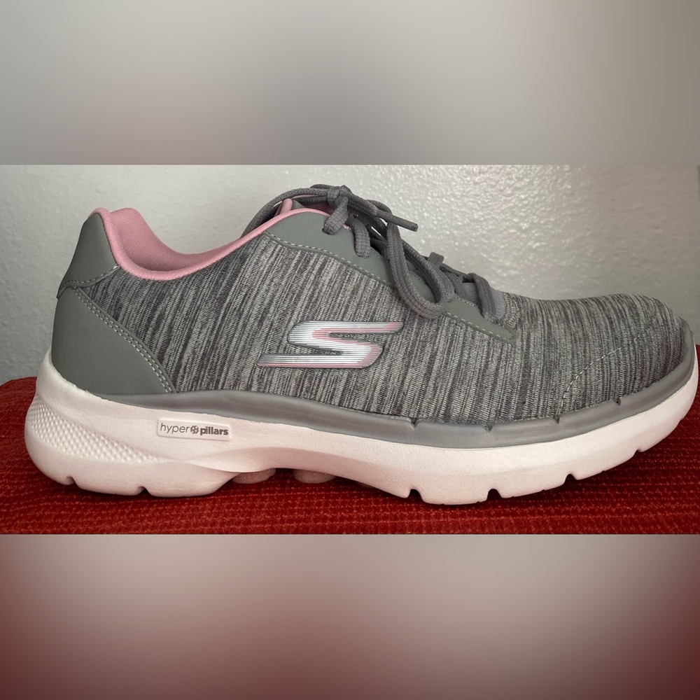 Skechers Women's Gray and Pink Sneakers - Picture 11 of 16